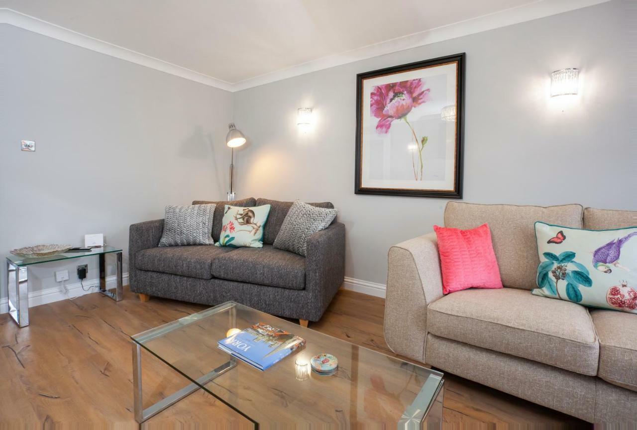 County House Mews Appartement York Buitenkant foto